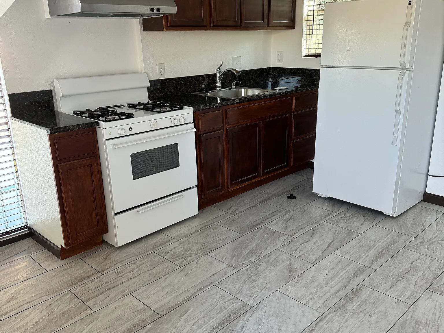 1 bed, 425 sqft, $1,180 — Photo 3