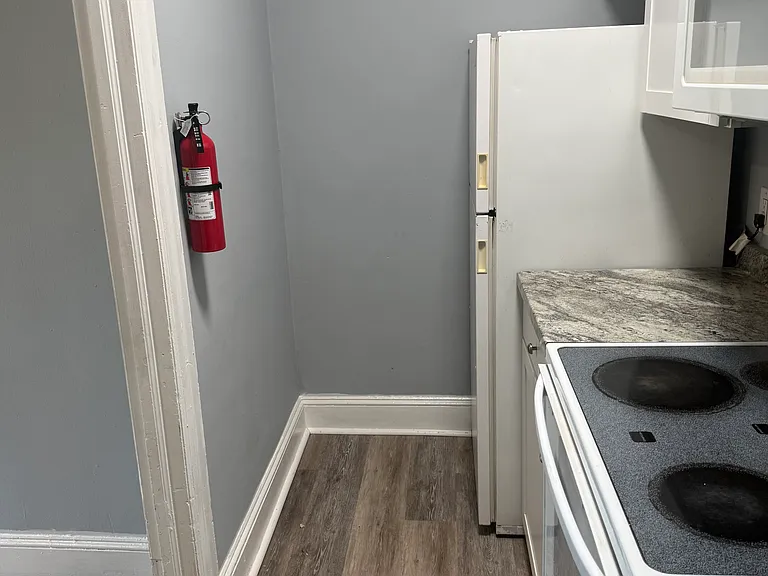 351 Main St #2 — Photo 4