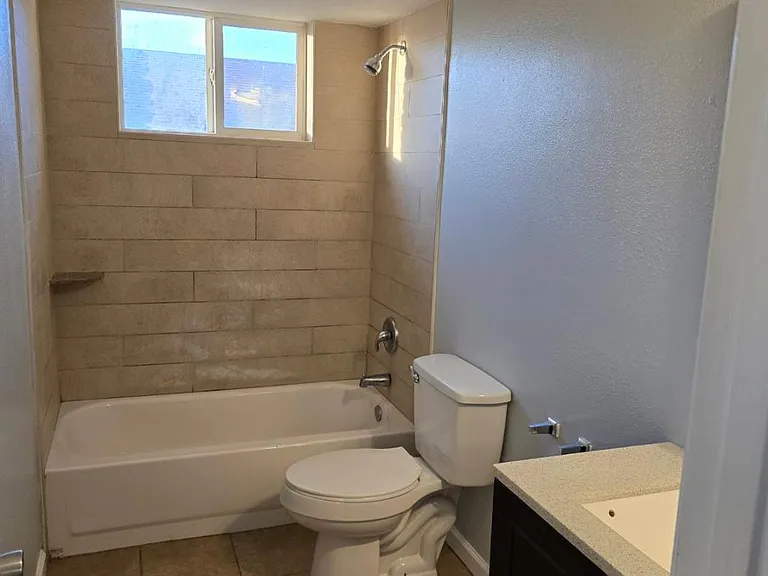 6087 Wildair Dr — Photo 9