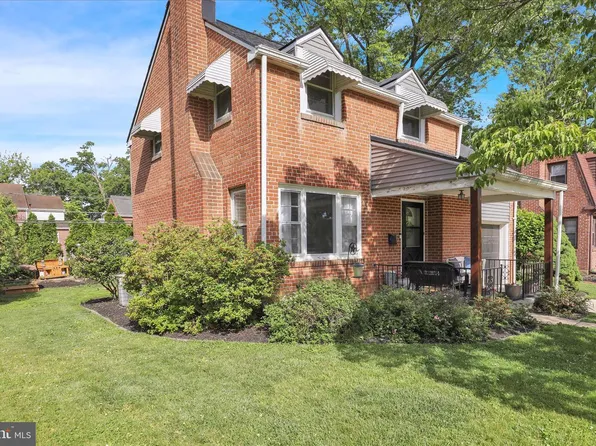310 Harvard Blvd, West Lawn, PA 19609