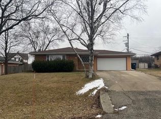 5319 W Hemlock Rd, Milwaukee, WI 53223