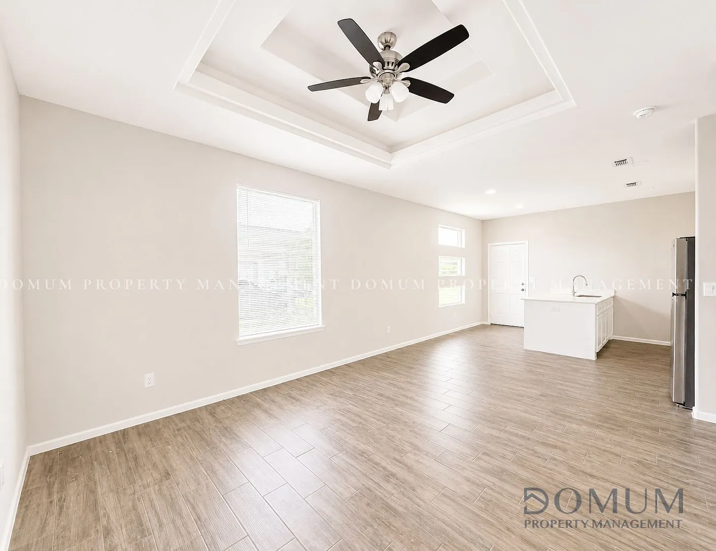 3302 Wolf Creek Avenue - 3 — Photo 2
