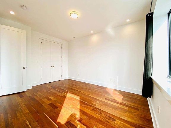 5th image of 315 Franklin Ave #4P
