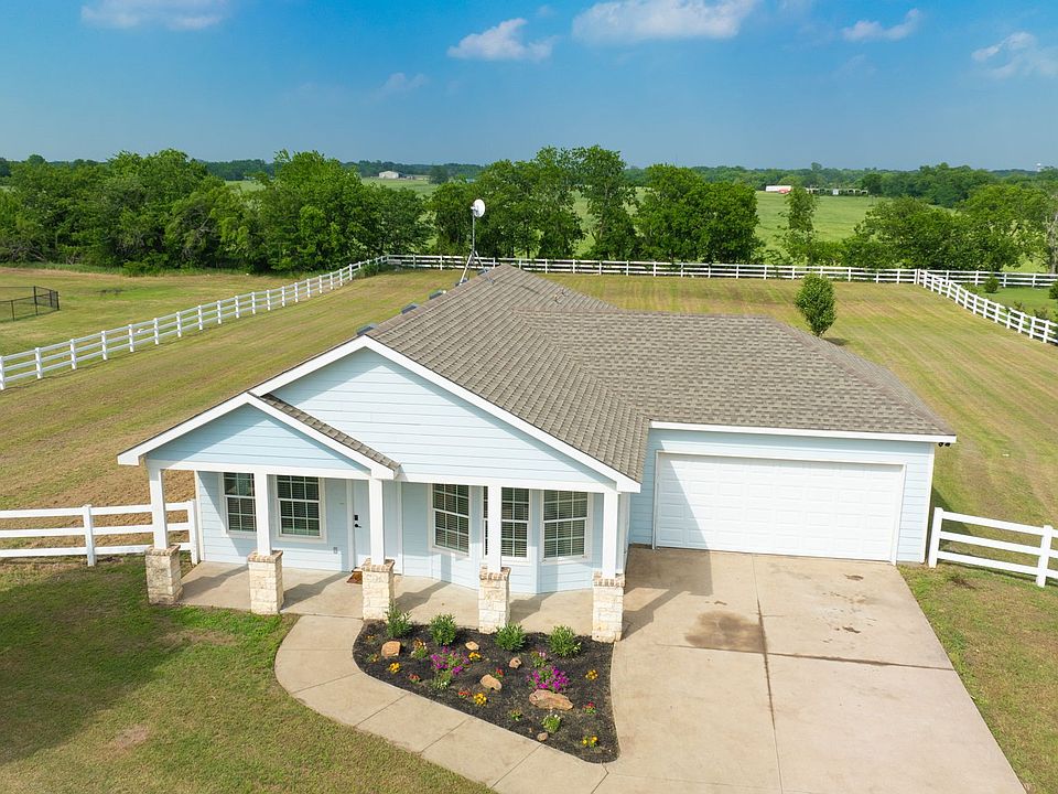 1st image of 15396 Saddle Ridge Cir