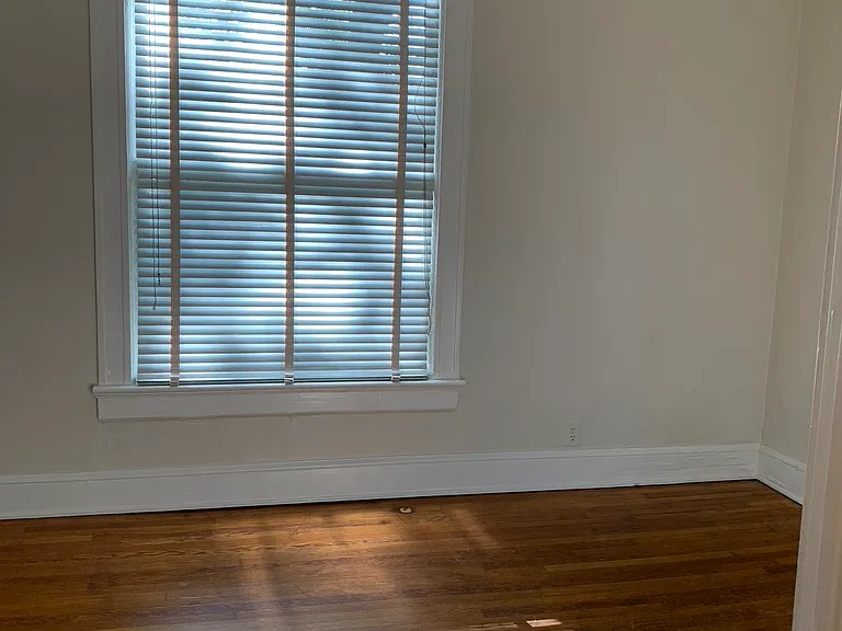 790 Myrtle St N — Photo 12