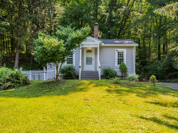 108 Knox Avenue, Killingly, CT 06239