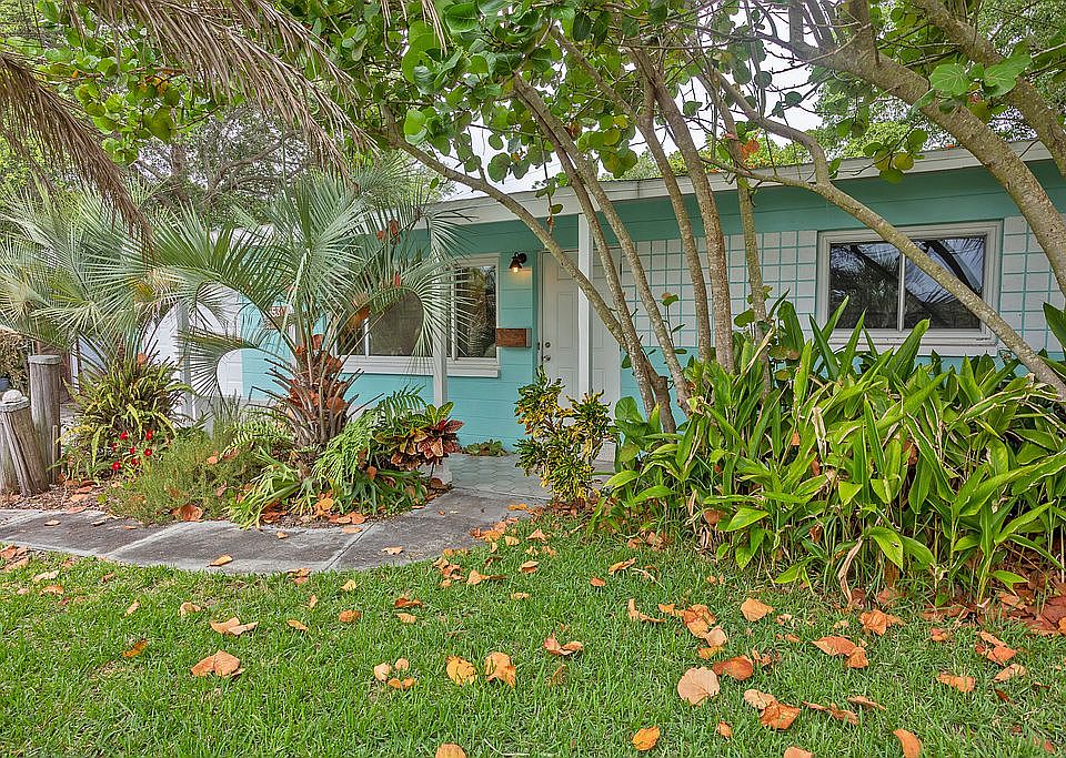 1st image of 3553 Beach Dr SE