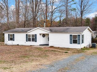 144 Oaks Ct, Winston Salem, NC 27107