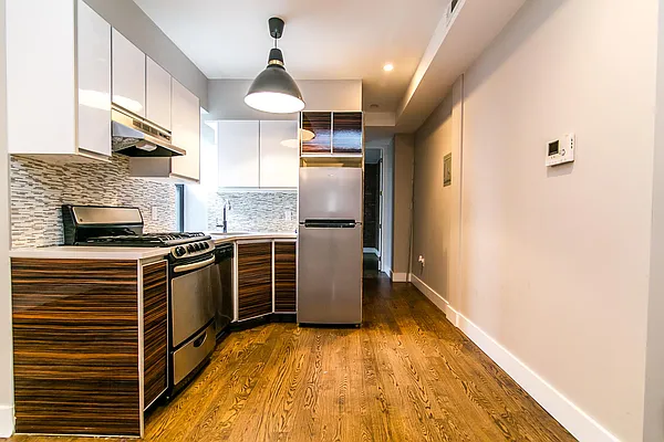 Rented by Nooklyn NYC LLC | media 39
