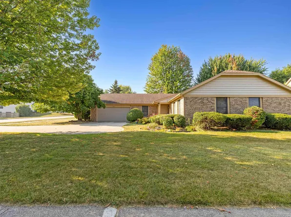 1805 Lakewood Dr, Fort Wayne, IN 46819