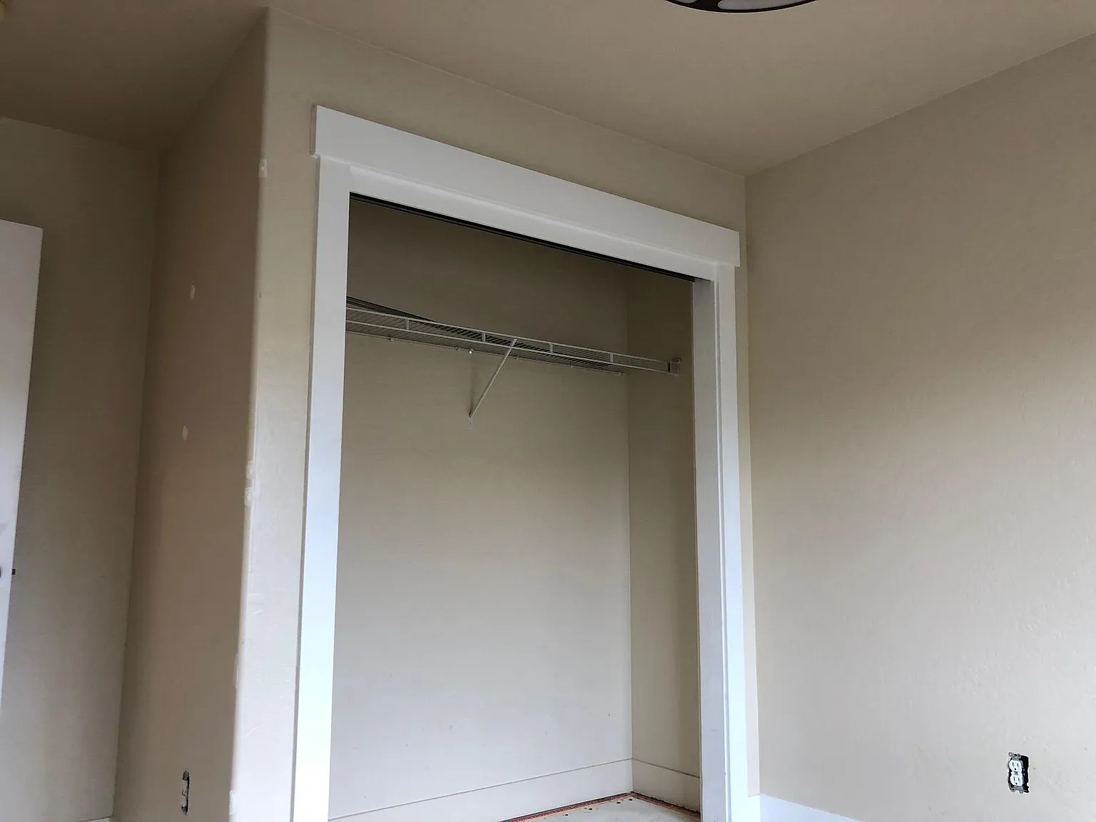 3 bed, 2.5 bath, 1600 sqft, $2,350 — Photo 4