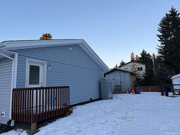4th image of 473 Teal Way