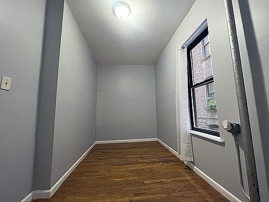 5th image of 102 Convent Ave APT 1