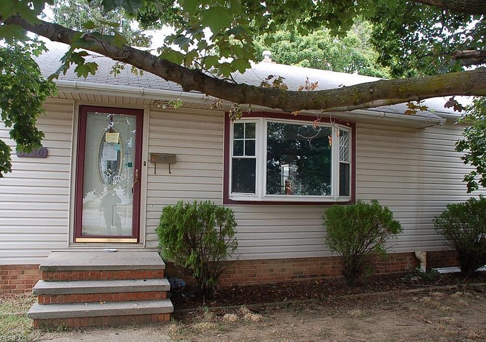 1st image of 6130 Traymore Ave