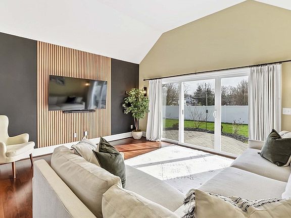 4th image of 17135 Misty Lake Dr