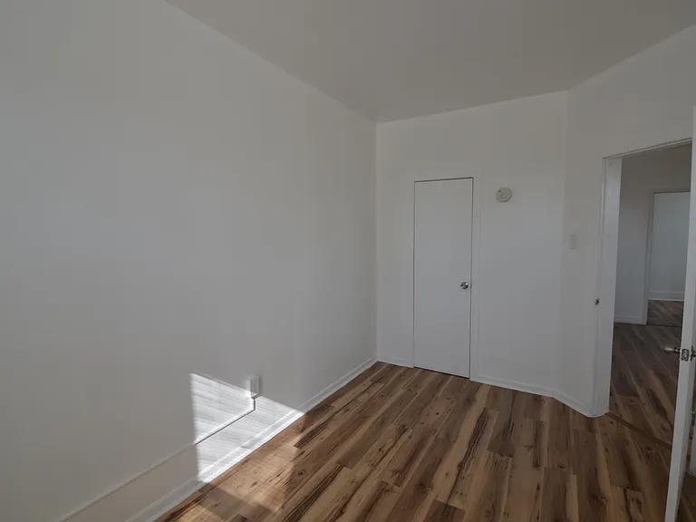 169-171 Avenue F3C #3C — Photo 7