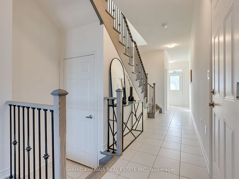 62 Holcomb Ter — Photo 5