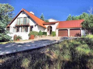 720 N 4th St, Custer, SD 57730