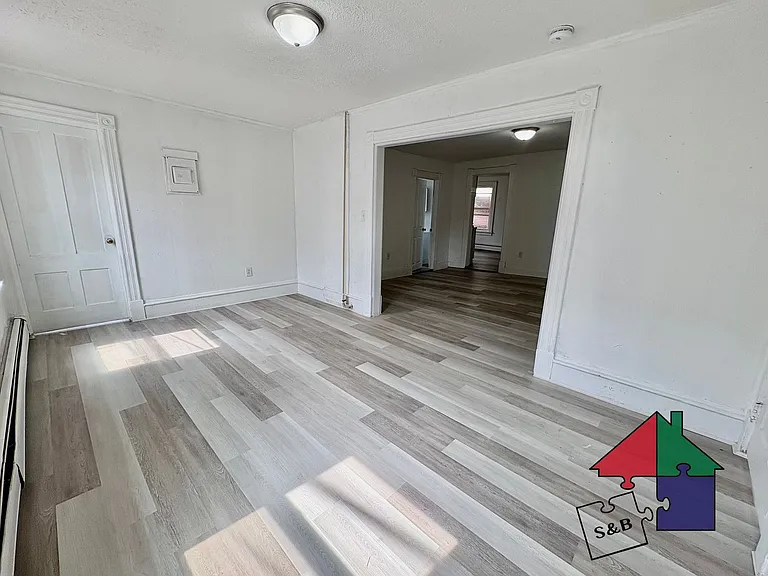 94 Malletts Bay Ave — Photo 54