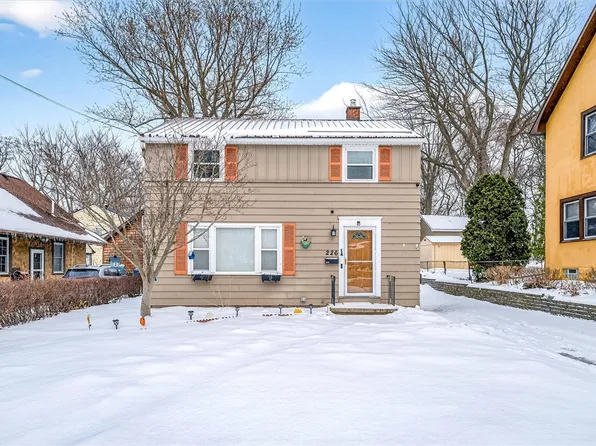 226 Peart Ave, Rochester, NY 14622