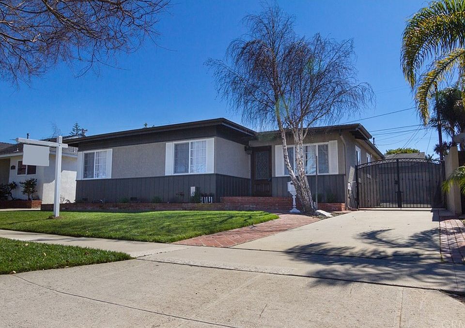 1st image of 2814 Onrado St