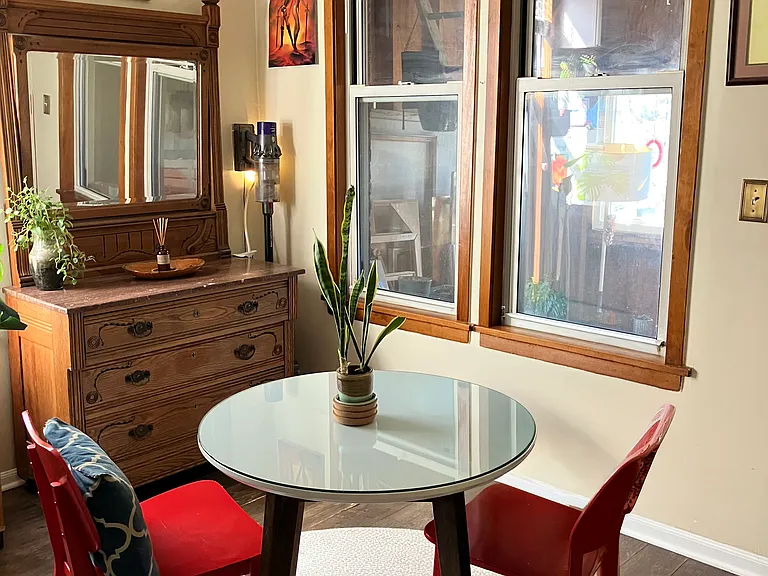 2539 W Walton St #2 — Photo 3