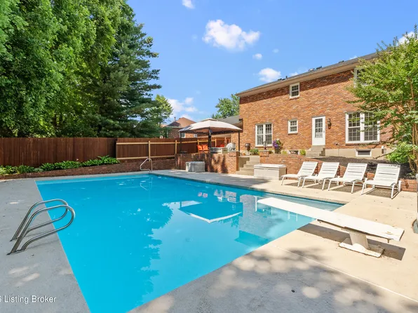3910 San Marcos Rd, Jeffersontown, KY 40299