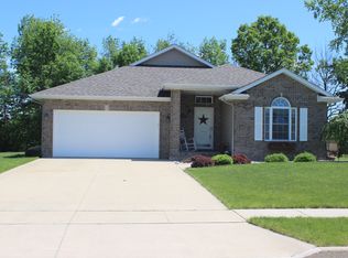 305 Hackney Trl, Auburn, MI 48611