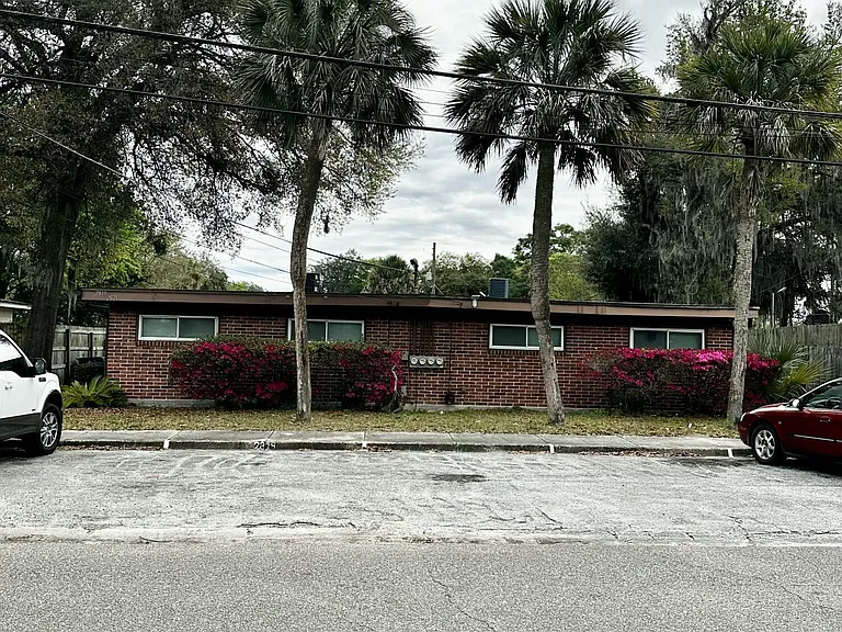 2821 Searchwood Dr — Photo 14
