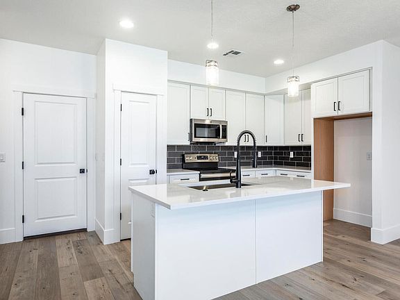 5th image of 688 W Claystone Drive Block Lot 12-6A
