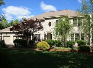 15 Barton Rd, Hollis, NH 03049