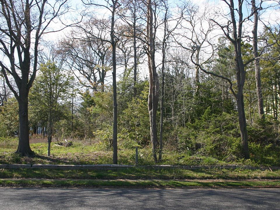 1st image of 520 North Blvd