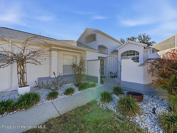 2nd image of 11008 Casa Grande Cir
