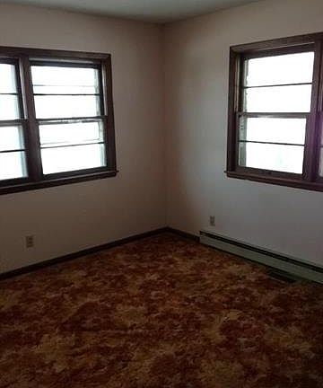 3rd image of 713 W Kimble Dr