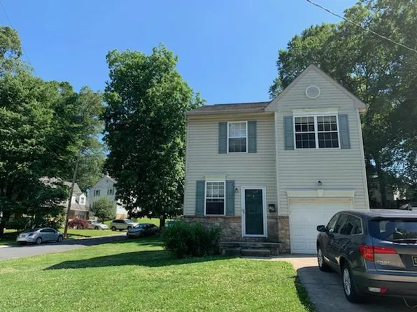 105 Forest Dr, Wilmington, DE 19804