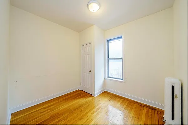 Rented by Douglas Elliman | media 7