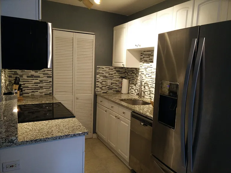 1400 Hubbell Pl #801 — Photo 7