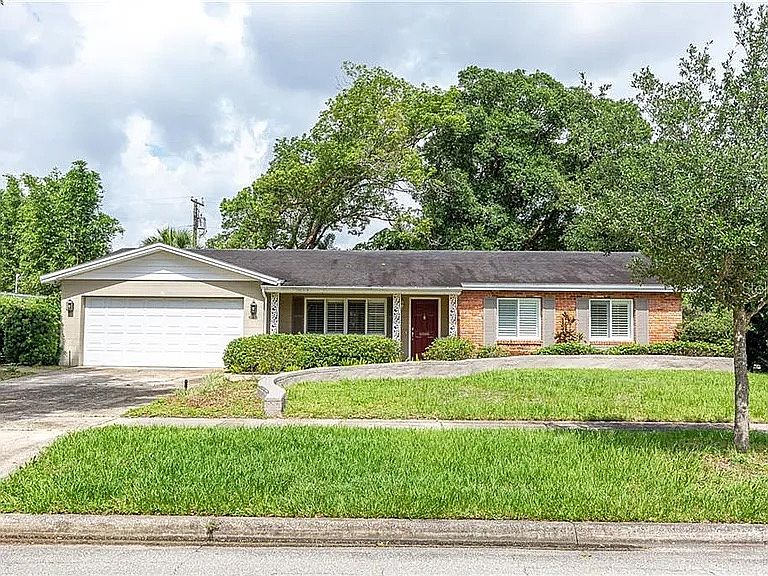 1st image of 649 Brechin Dr