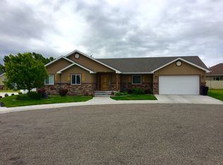 423 Page Cir, Burley, ID 83318