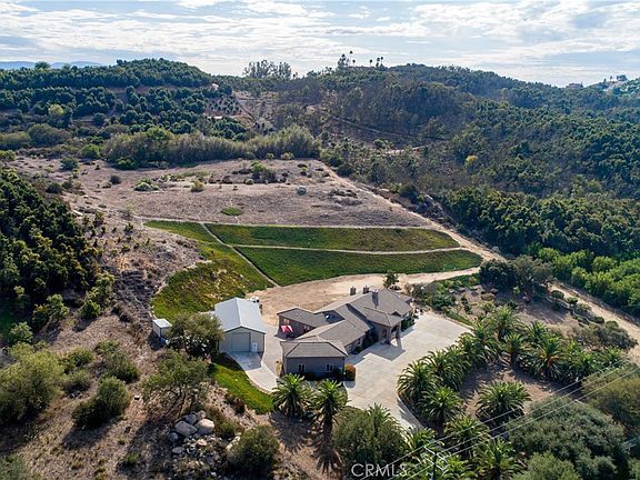 2nd image of 44710 Vista Del Mar #44710