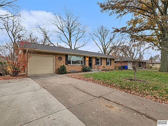 2nd image of 1052 Kolterman Ave