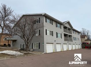1000 S Summit Ave #7, Sioux Falls, SD 57105