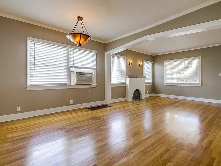 1021 N Havenhurst Dr — Photo 5