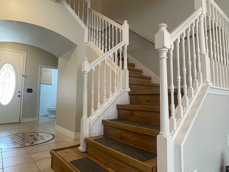 225 Perching Post Cv — Photo 11