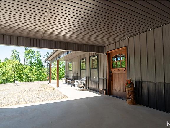 4th image of 19 Dazey Rd