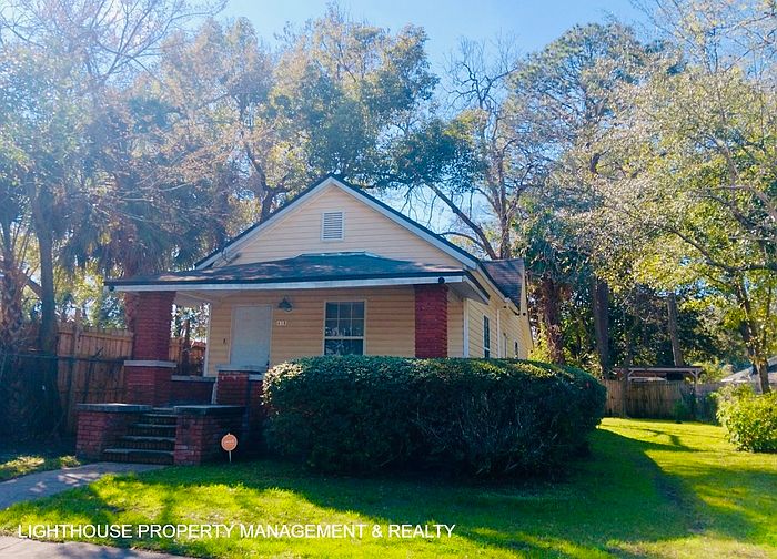 1st image of 416 Willow Branch Ave