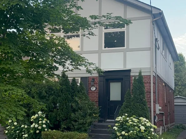 117 Sutherland Dr, Toronto, ON M4G 1H8
