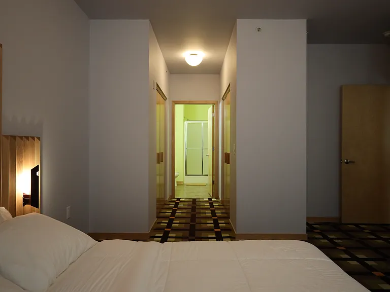 525 E Main St — Photo 94