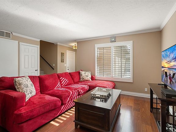5th image of 1299 N Tam O Shanter Dr