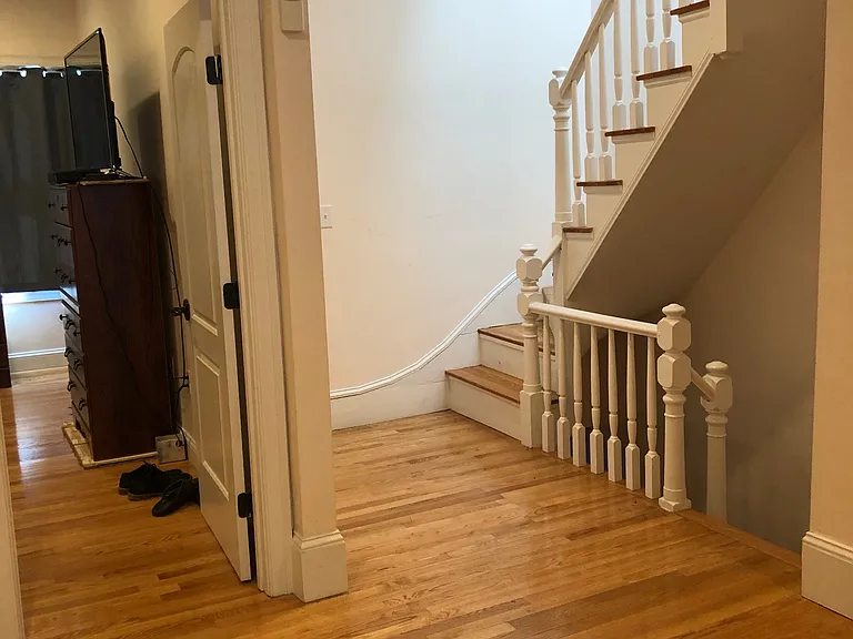 363 Windsor St #2 — Photo 3